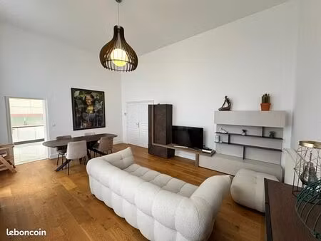 appartement 3 pièces 80 m²