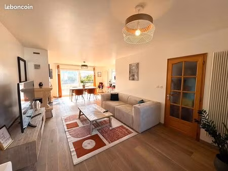 maison 9 pièces 131 m²