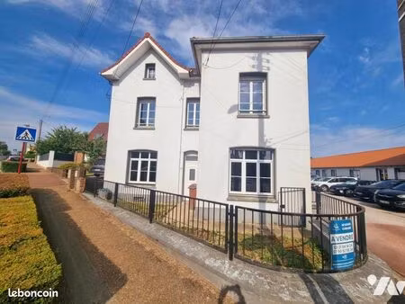 maison 4 pièces 106 m²