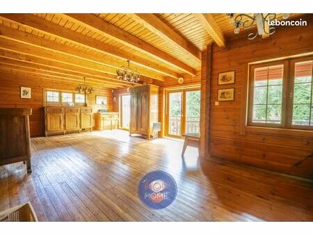 chalet 5 pièces 141 m²