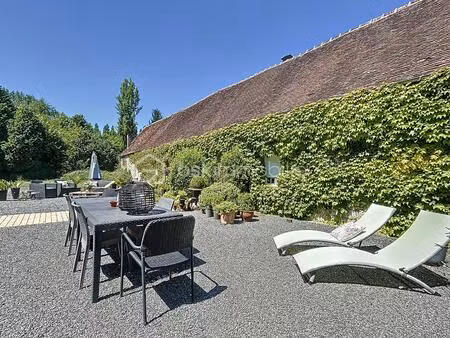 domaine de 140 m² à villers-canivet