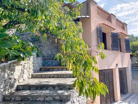 maison peille / proche village