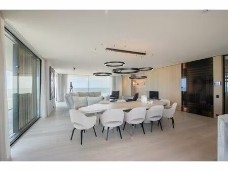 blanke top - appartement de coin avec finitions nec plus ul