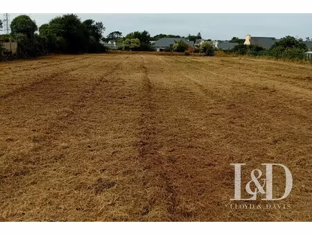 terrain à bâtir non viabilisé – baie d'audierne à plozéve