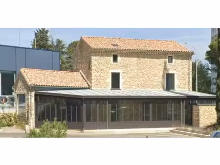 location local commercial 199m² bagnols sur ceze 30200