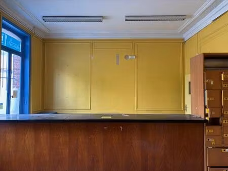 batiment commercial pouvant être transformer en habitation ou en locatif