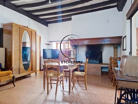 ensemble immobilier composé de 2 maisons