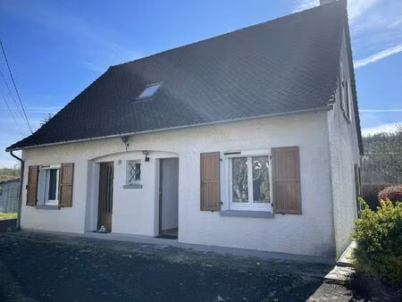 vente maison 8 pièces 140 m² aurillac (15000)