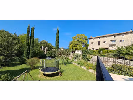 a vendre - grande batisse entierement restauree - sauve