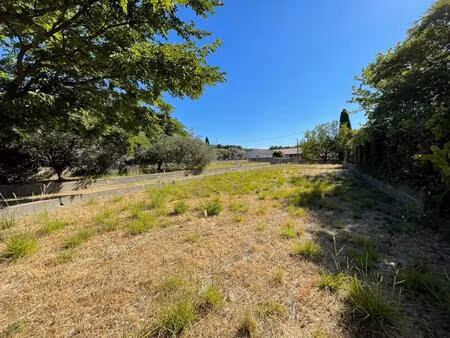 terrain constructible – clarensac (507 m²)