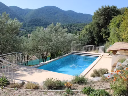 vente maison à nyons (26110)  560 000 €