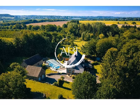 vente maison 7 pièces 250 m² à saint-georges-buttavent (53100)  755 000 €