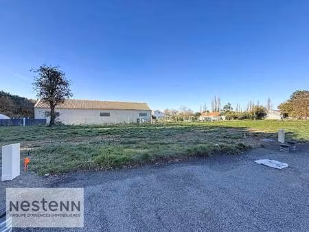 vente terrain à saint-urbain (85230) : à vendre / 354m² saint-urbain