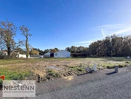 vente terrain à saint-urbain (85230) : à vendre / 360m² saint-urbain
