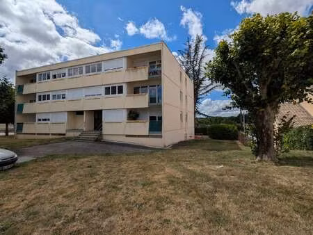 location appartement 4 pièces à randonnai (61190) : à louer 4 pièces / 82m² randonnai