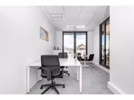 location meublée locaux professionnels 8 m² à montevrain (77144)  189 €