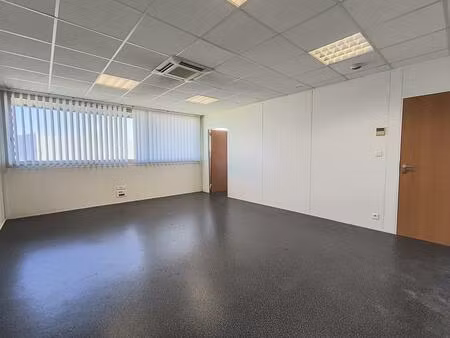 location bureau 1 pièce 30 m² à montauban (82000)