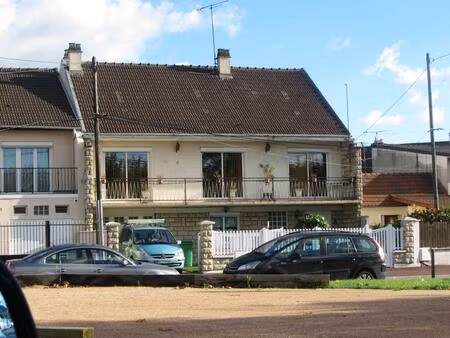 location appartement 1 pièce 13 m² à tremblay-en-france (93290)