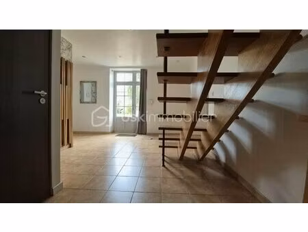 maison charentaise de 210 m² à mauze-sur-le-mignon