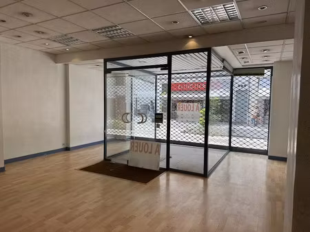 location locaux professionnels 45 m² à vernon (27200)  1 800 €
