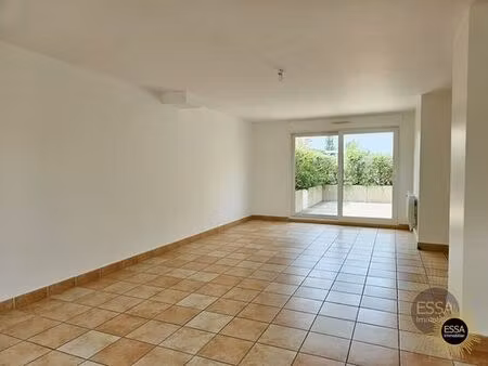 appartement de prestige de 102 m2 en location noisy-le-roi  france