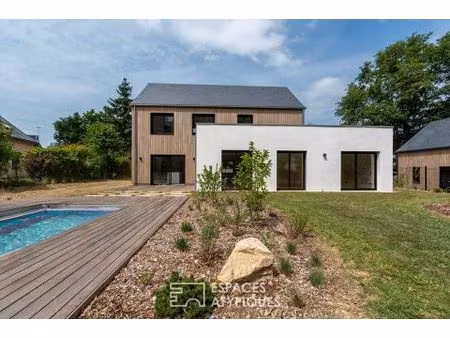 maison neuve haut de gamme et sa piscine