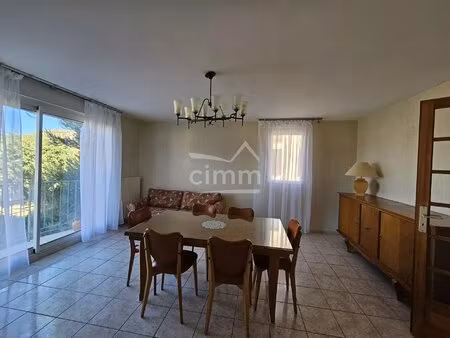 appartement meublé t4 avec terrasse et cave