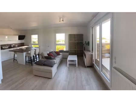 location appartement 4 pièces à merignac (33700)  1 700 €