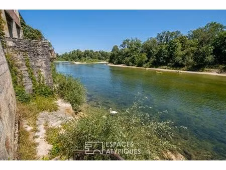 maison de village pleine de charme avec accès privé a la rivière de l'ain
