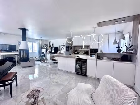 maison plain-pied avec piscine