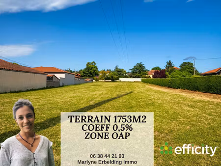 terrain - 1753 m²