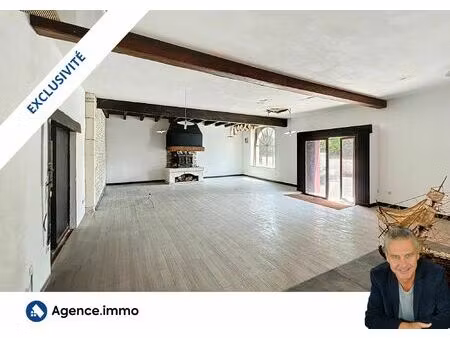 vente commerce 150 m² matha (17160)