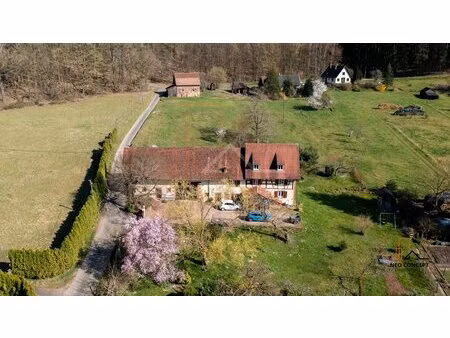 * cadre de vie unique - maison de 190 m² située dans un havre de paix au windstein *