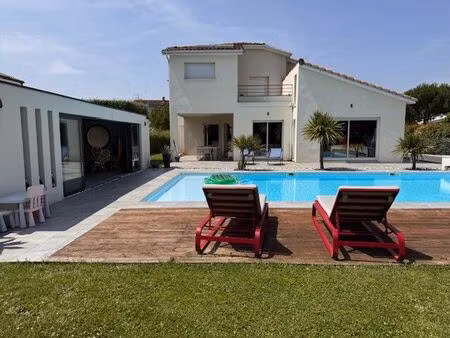 vente maison 7 pièces 220 m² saint-jory (31790)