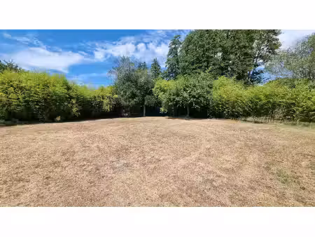 magnifique terrain à vendre à lit-et-mixe !
