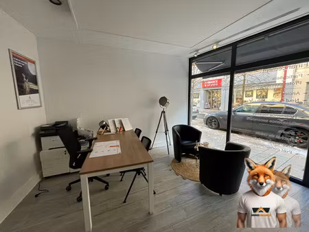 bureau magnifique + vitrine plein centre ville