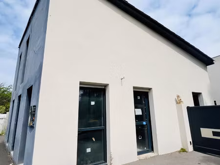 vente commerce 98 m² gignac (34150)