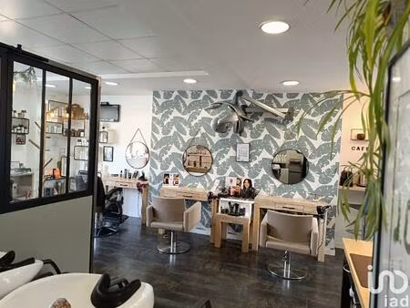 vente surface diverse 77 m²