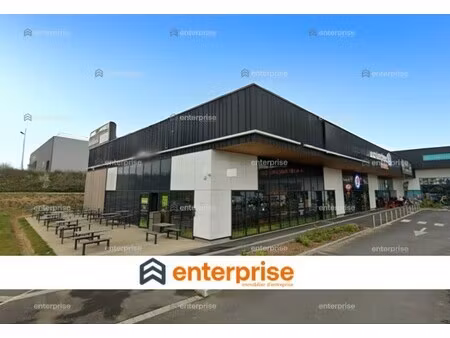 location local commercial