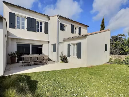 vente maison 5 pièces 150 m² à loix (17111)  997 975 €