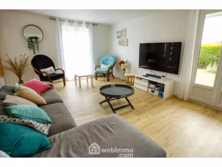 vente maison 11 pièces 239 m² à nieul-sur-mer (17137)  796 600 €