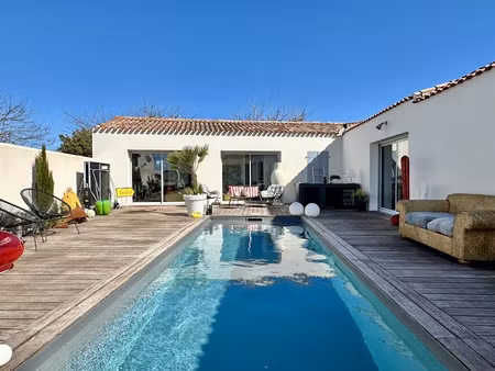 vente maison 9 pièces 174 m² à loix (17111)  1 155 000 €