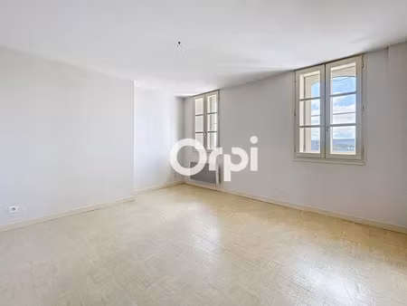 vente appartement 3 pièces 66 m² à saint-flour (15100)  60 000 €
