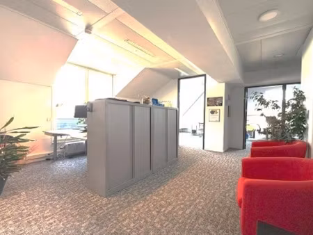 commercieel te huur in elsene