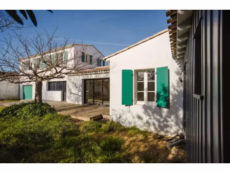 vente maison 6 pièces 168 m² à loix (17111)  1 300 000 €