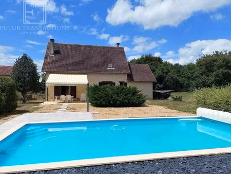 maison et piscine sur 3490 m² clos avec dépendance