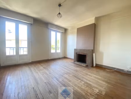 vente appartement 3 pièces 61 m² à abbeville (80100)  90 000 €