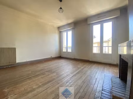 vente appartement 3 pièces 64 m² à abbeville (80100)  86 000 €