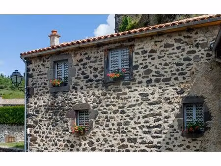 maison andelat 46 m² t-2 à vendre  110 000 €