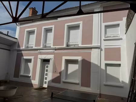 location maison 4 pièces 125 m² à fontainebleau (77300)  2 500 €